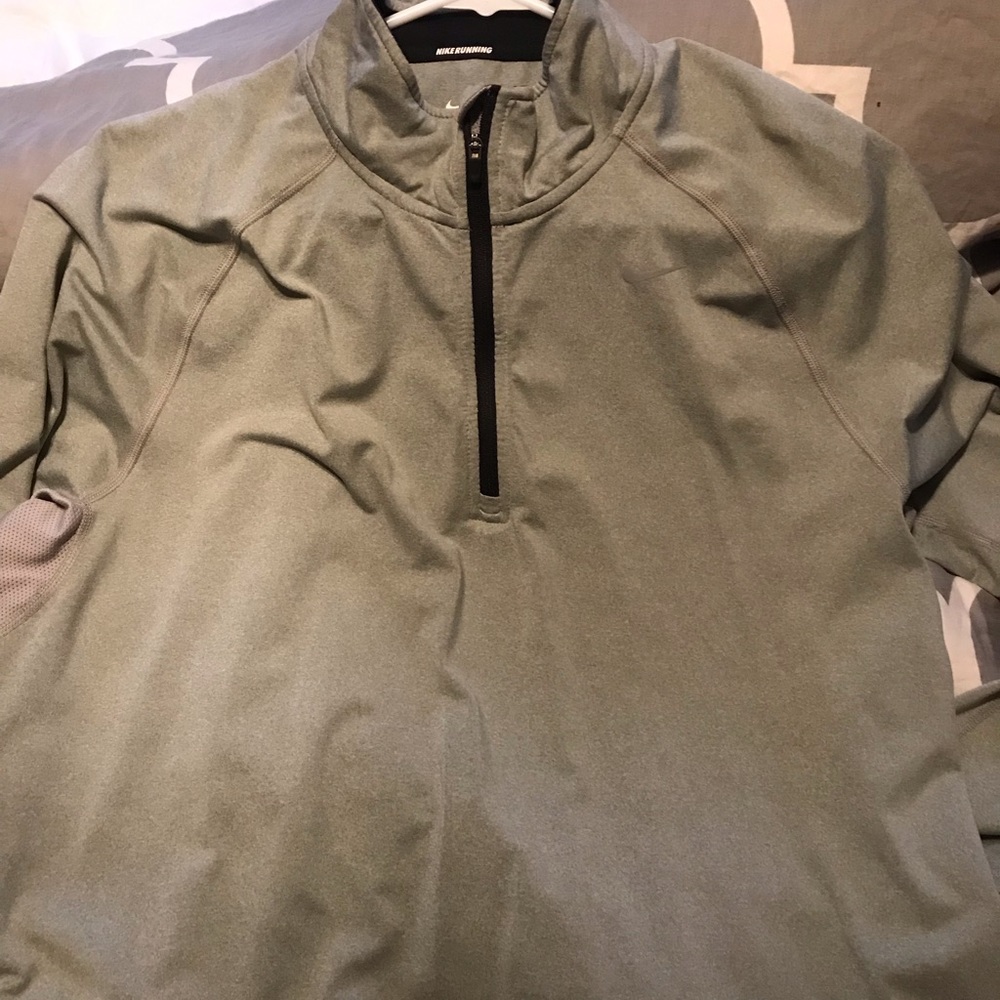 Nike Quarter Zip Pullover